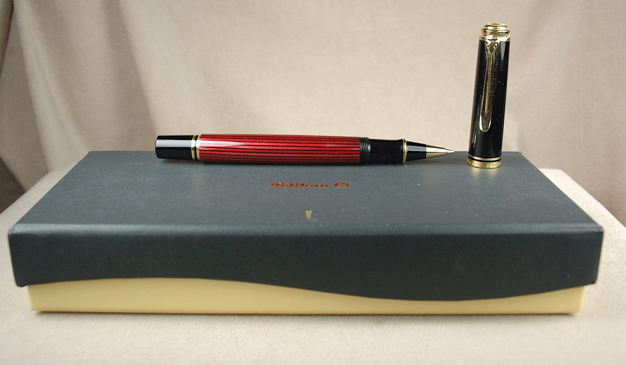 Pre-Owned Pens: 5513: Pelikan: Souveran R400